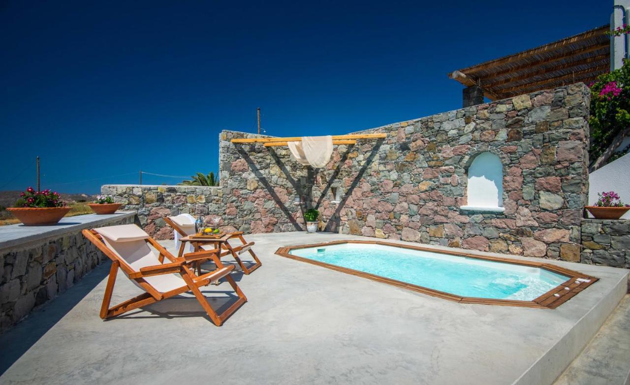Petra Residence Mini Pool Spa Adamantas  Exterior photo